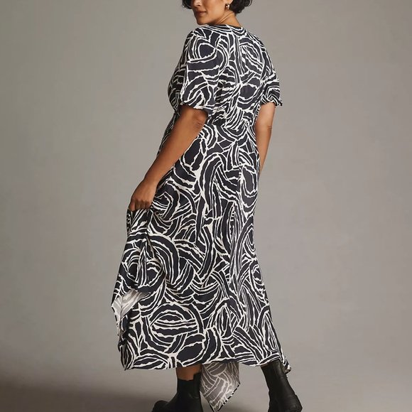 HTF By Anthropologie Short-Sleeve V-Neck Button-Front Midi Dress - Picture 7 of 9